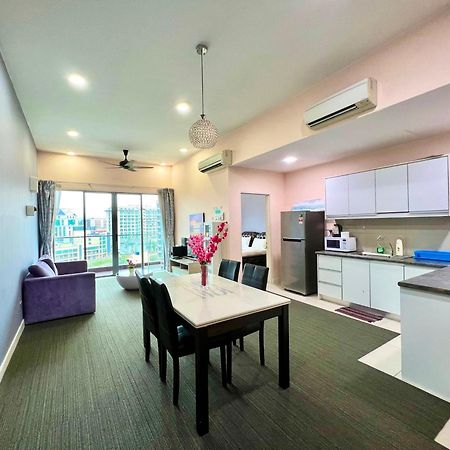 Capital O 90987 The Loft Residences Homestay @ Imago Shopping Mall 2 Kampong Sembulan ภายนอก รูปภาพ