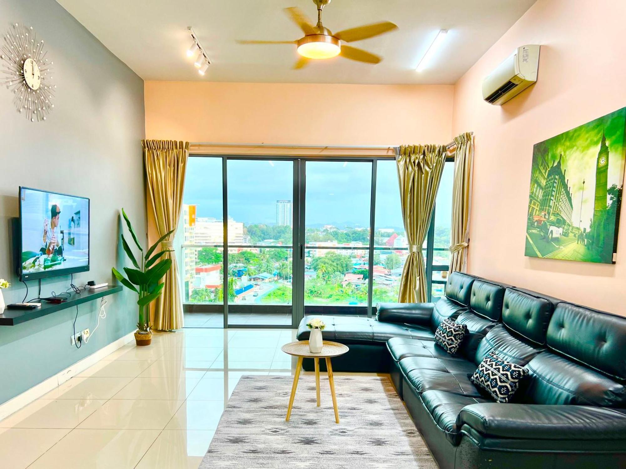 Capital O 90987 The Loft Residences Homestay @ Imago Shopping Mall 2 Kampong Sembulan ภายนอก รูปภาพ